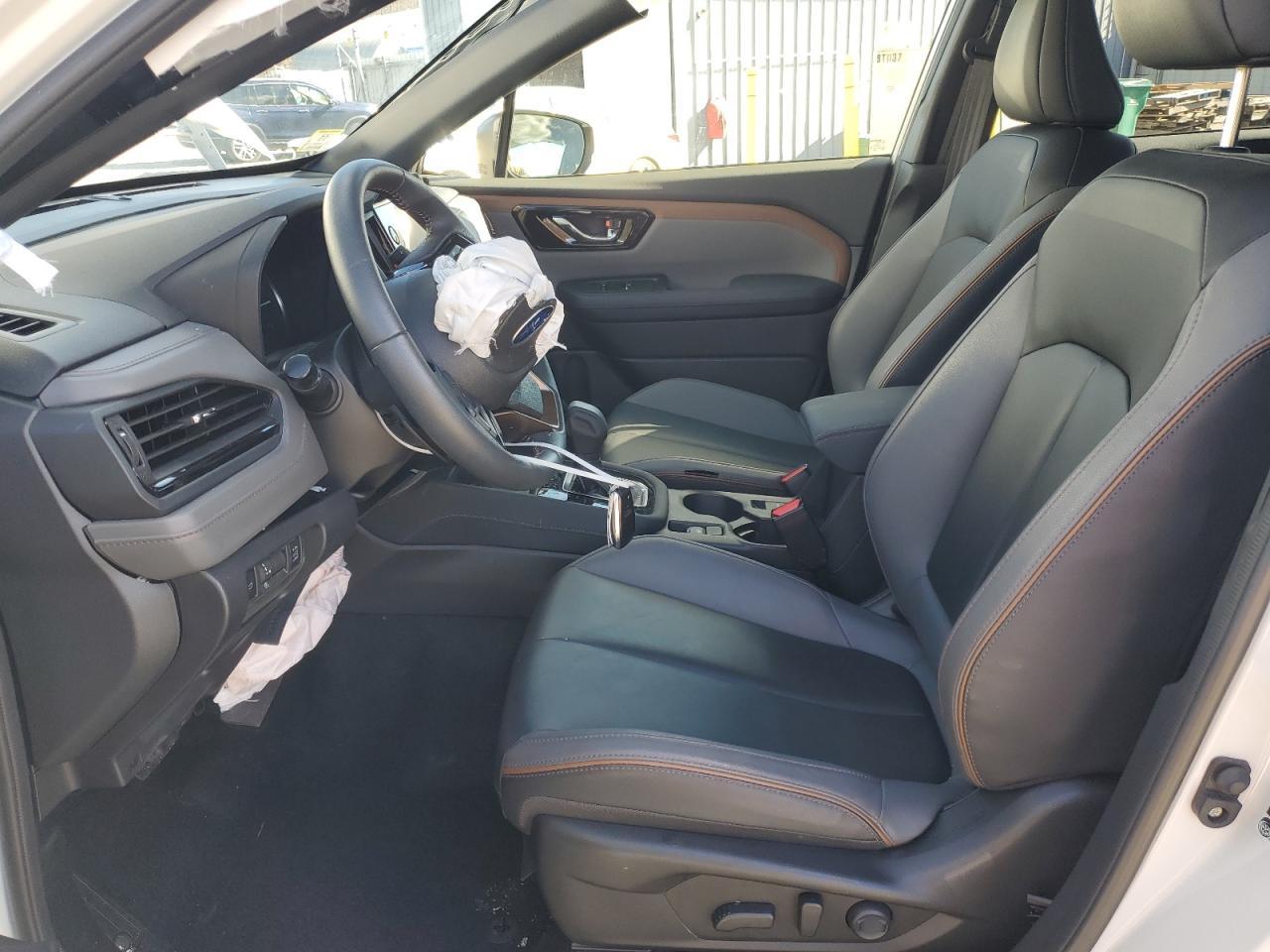 2025 SUBARU FORESTER