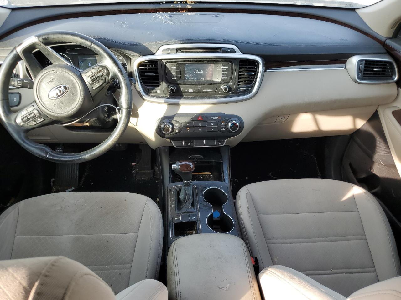 2016 KIA SORENTO
