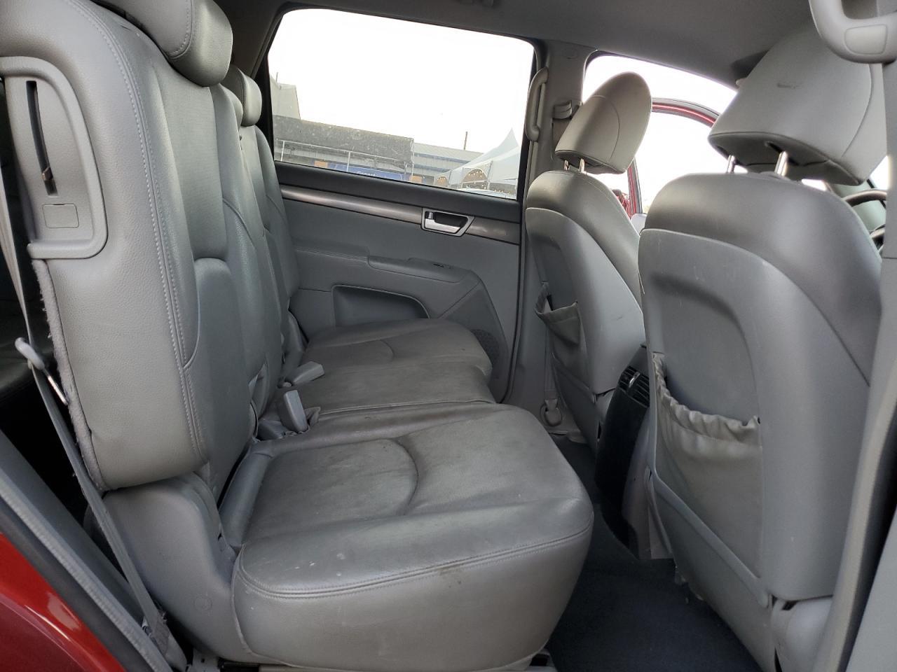 2009 KIA Borrego