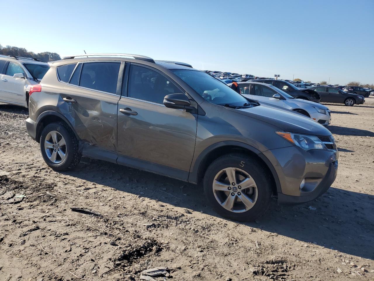 2015 TOYOTA RAV4