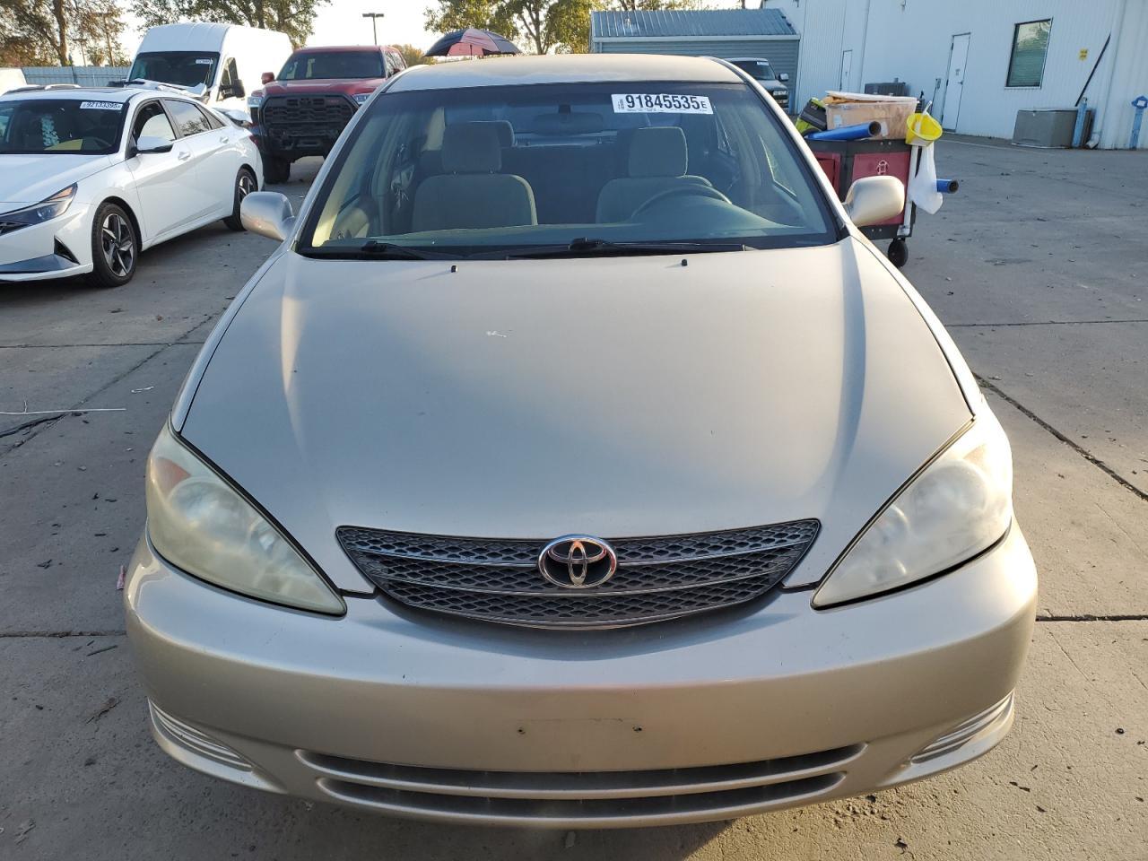 2004 TOYOTA CAMRY