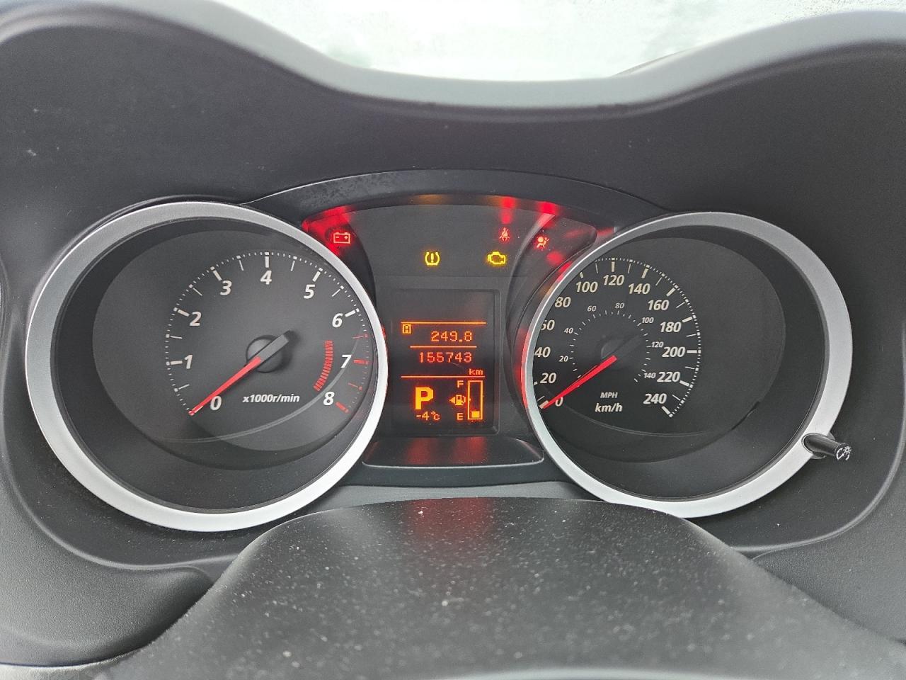 2013 MITSUBISHI LANCER