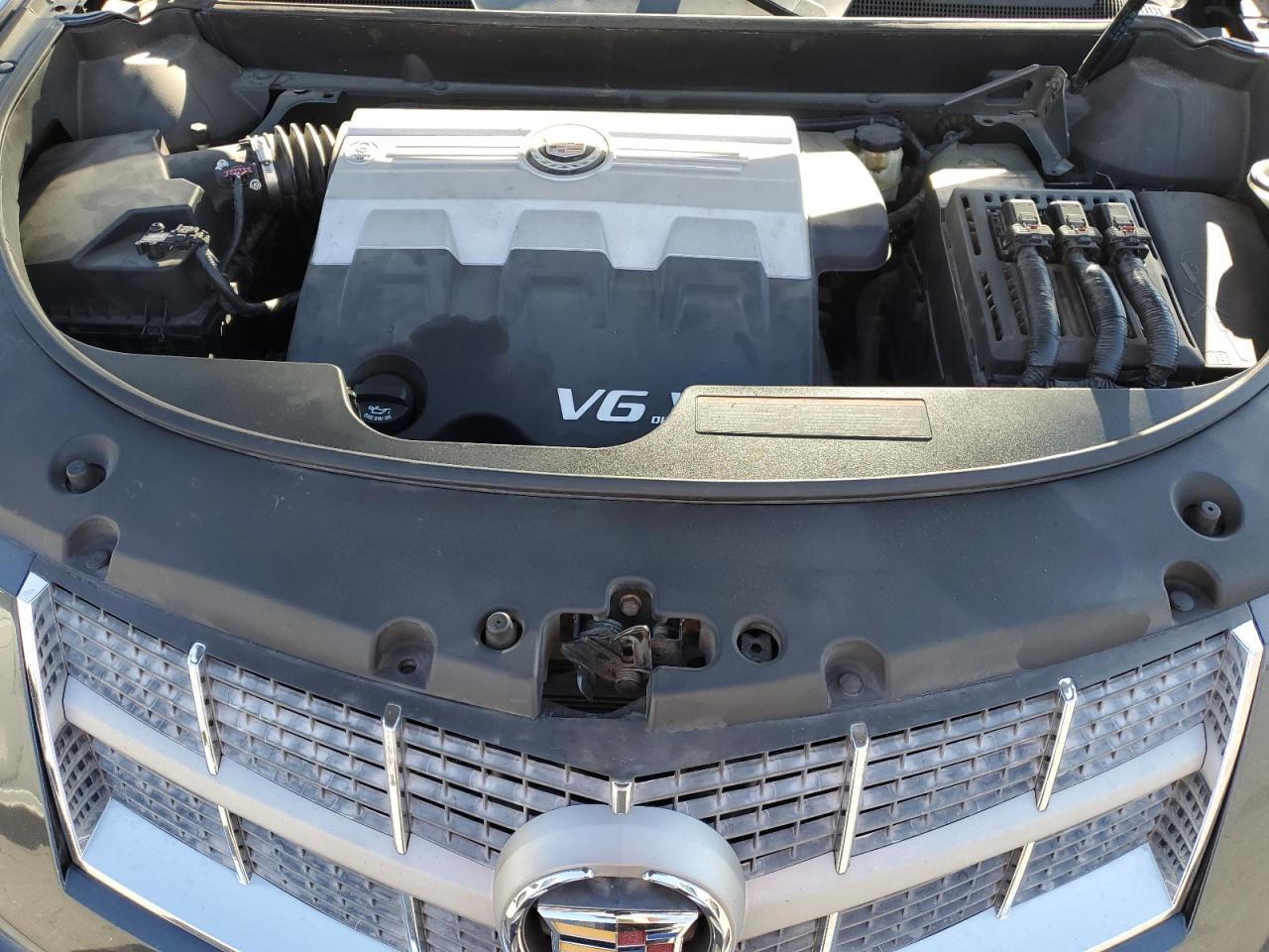 2010 CADILLAC SRX