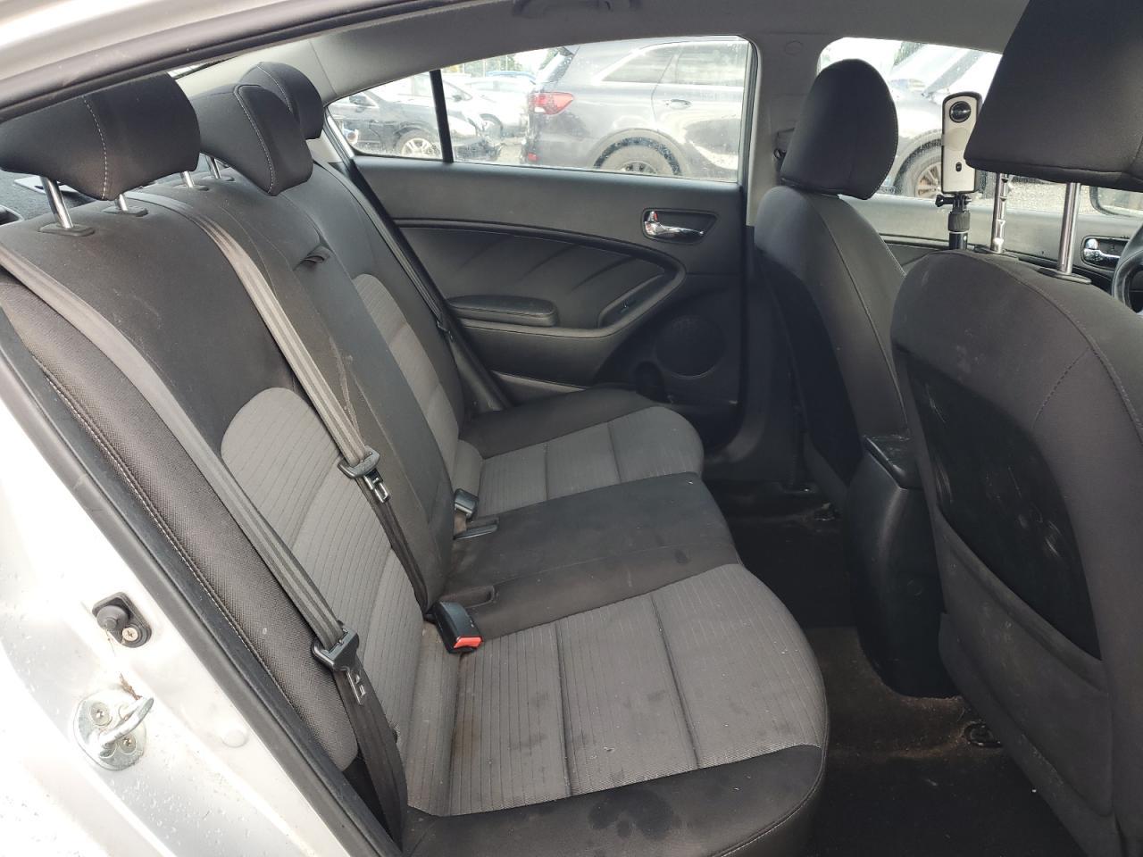2016 KIA FORTE