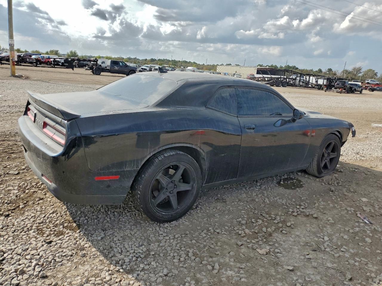 2015 DODGE Challenger