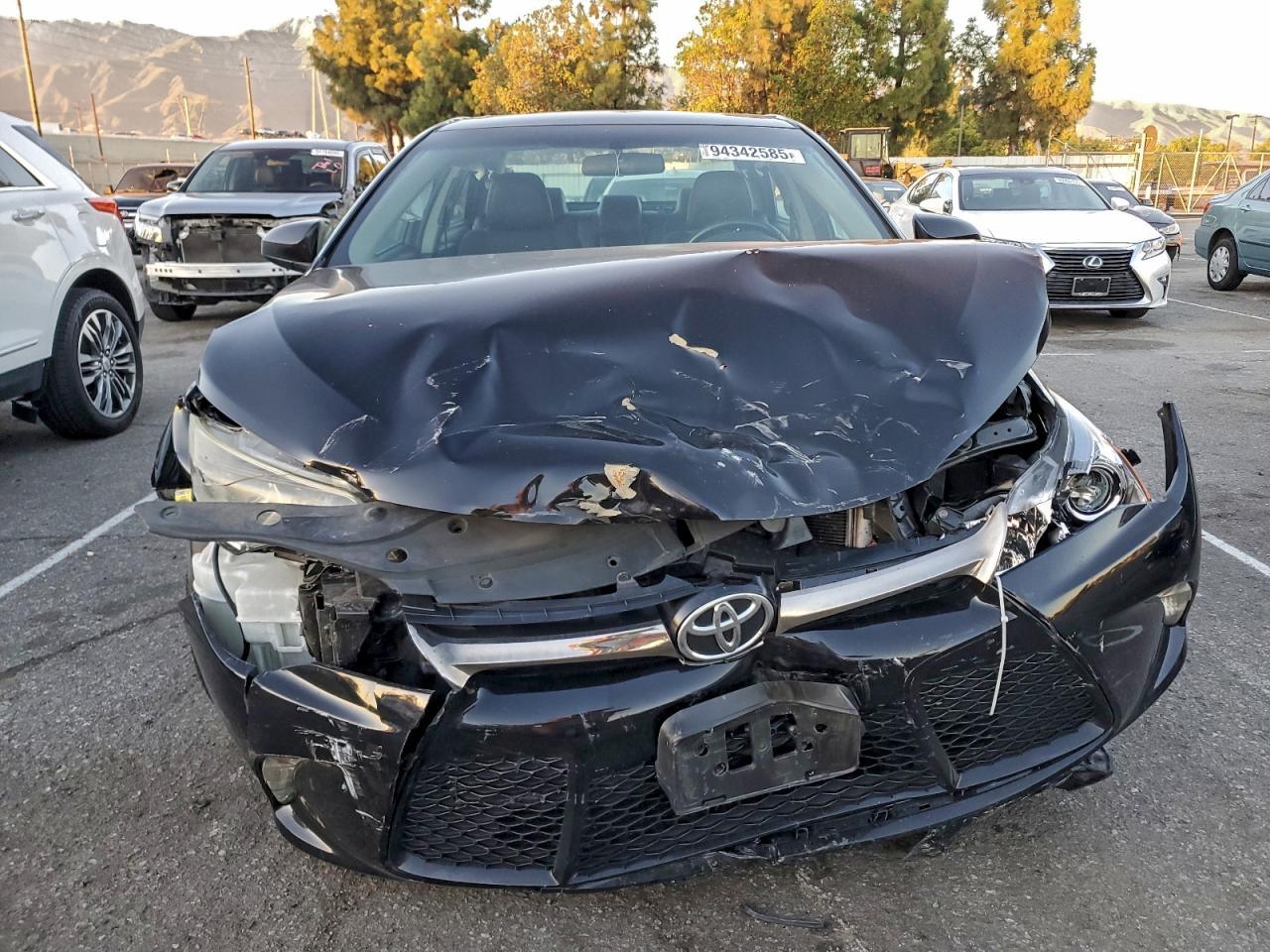 2017 TOYOTA CAMRY