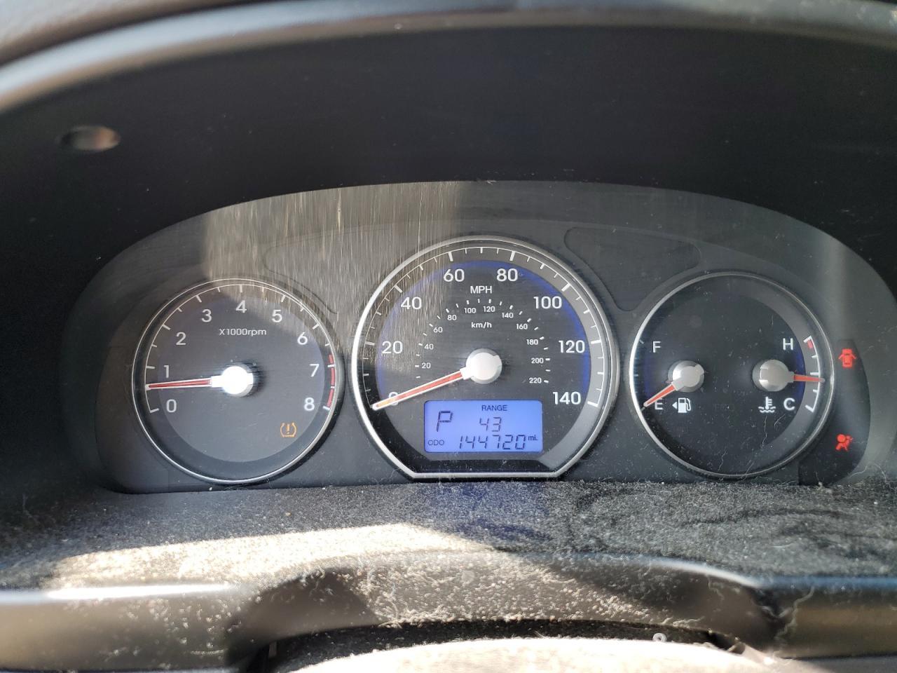 2011 HYUNDAI SANTA FE