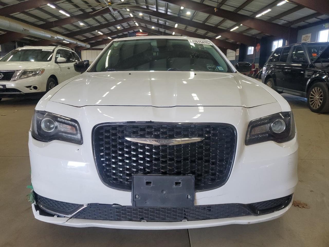 2018 CHRYSLER 300