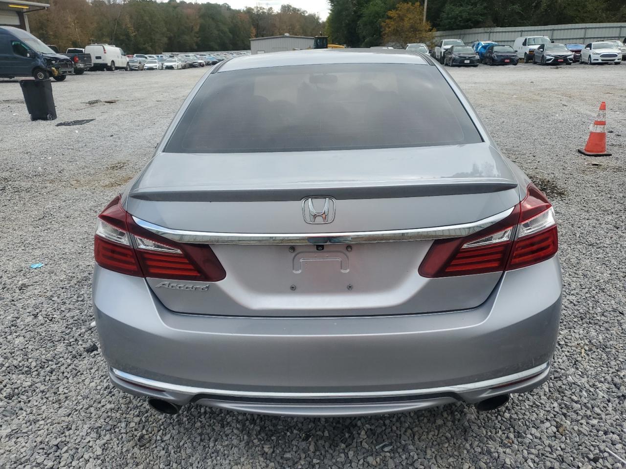 2017 HONDA ACCORD