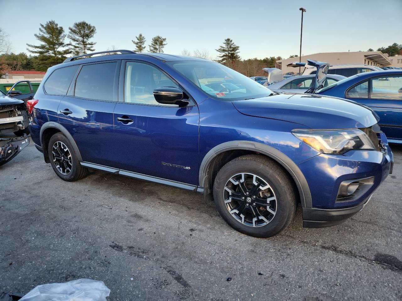 2019 NISSAN PATHFINDER