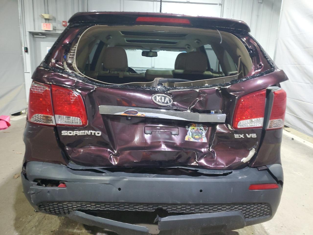 2011 KIA SORENTO