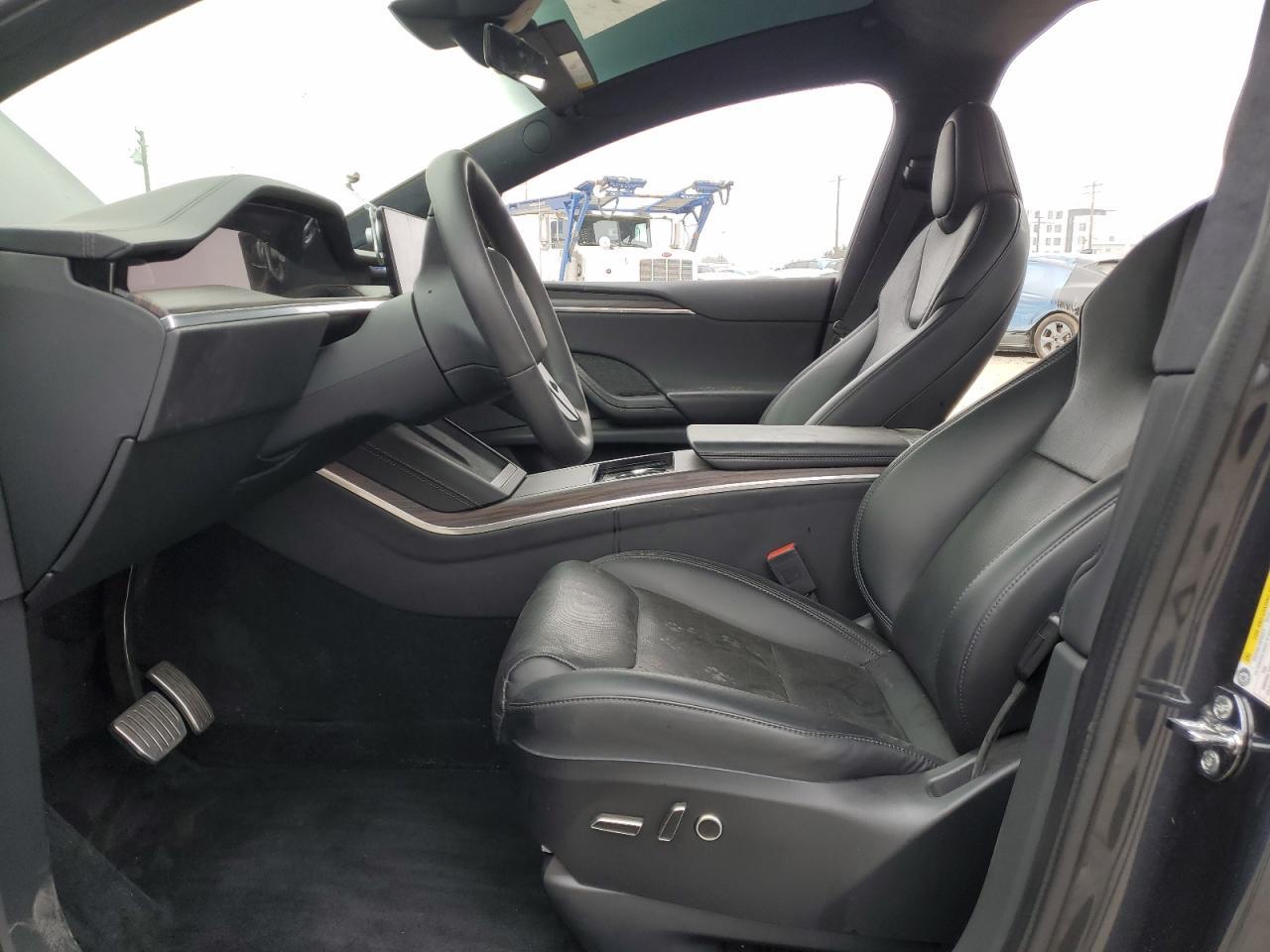 2024 TESLA MODEL X