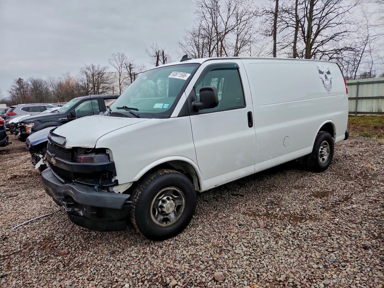 2018 CHEVROLET Express 3500