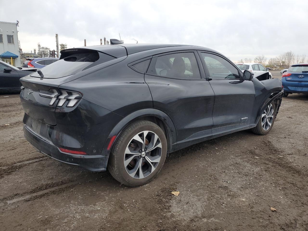 2022 FORD Mustang Mach-E