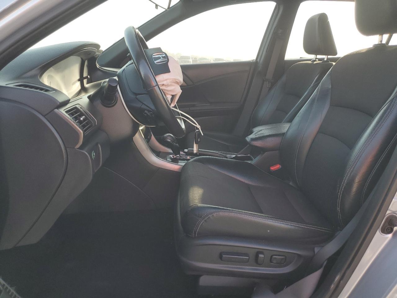 2017 HONDA ACCORD