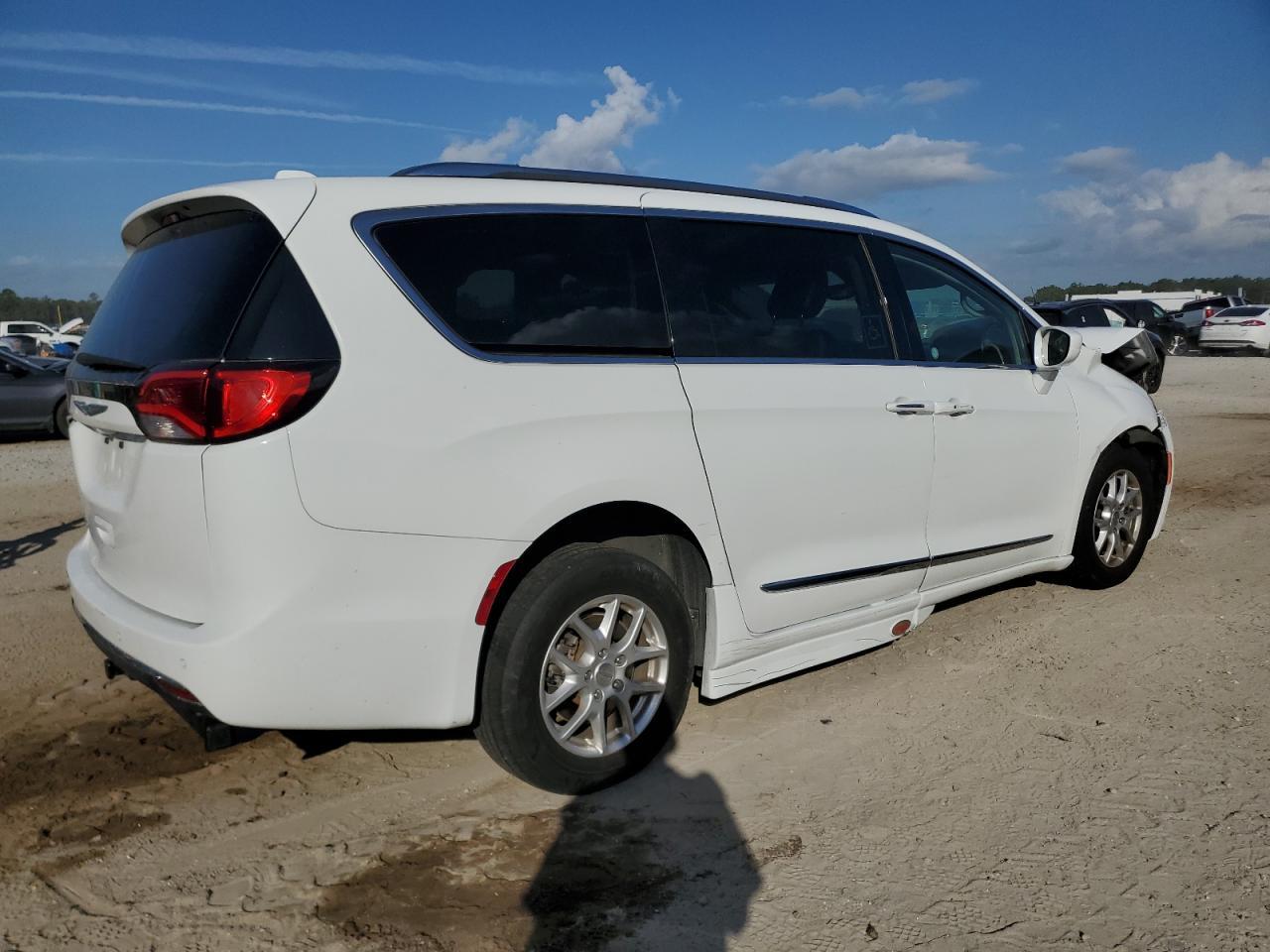 2020 CHRYSLER Pacifica