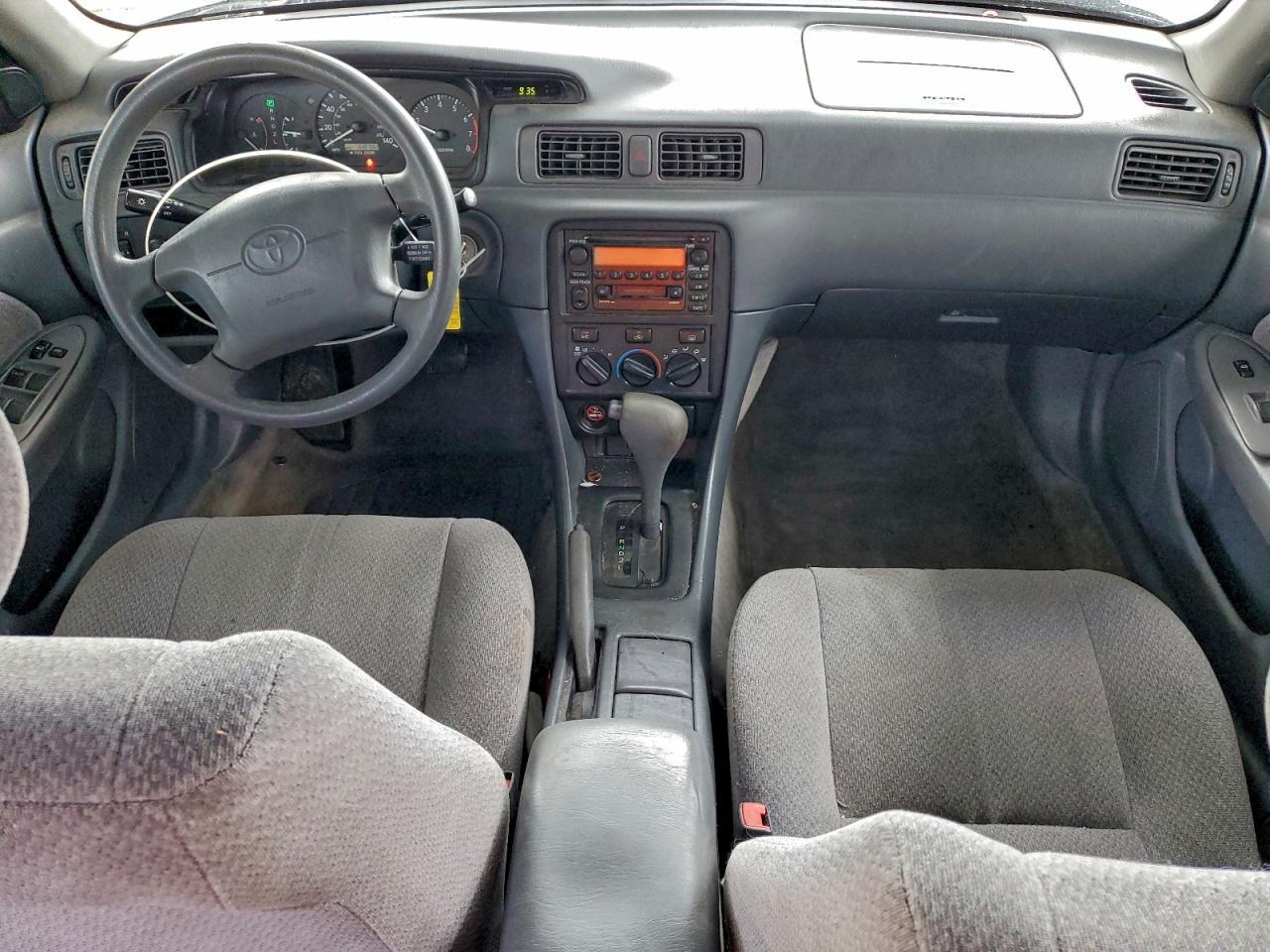 2000 TOYOTA CAMRY