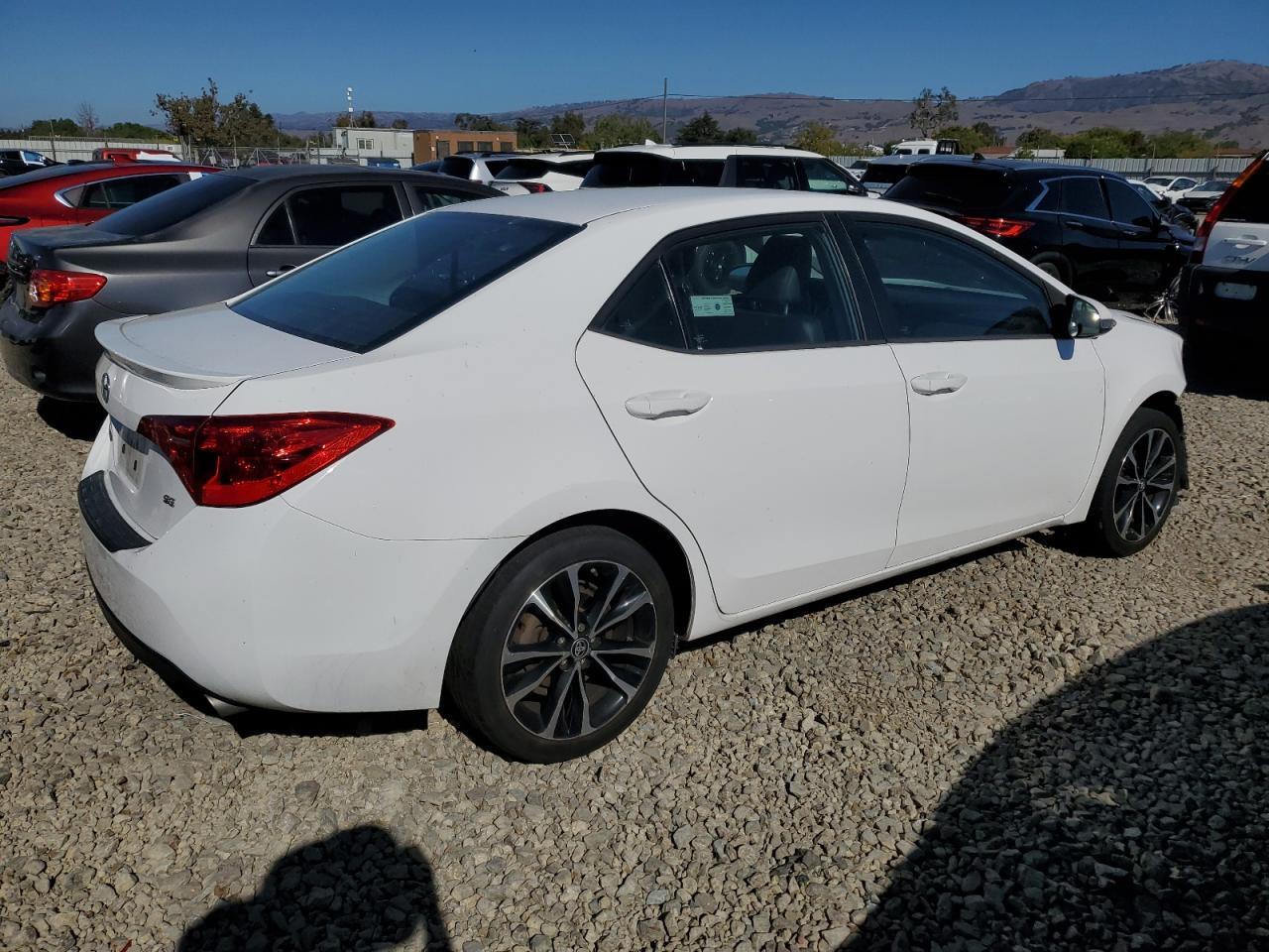 2019 TOYOTA COROLLA