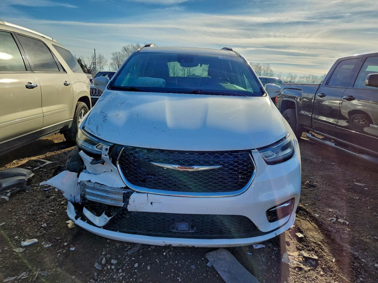 2022 CHRYSLER Pacifica