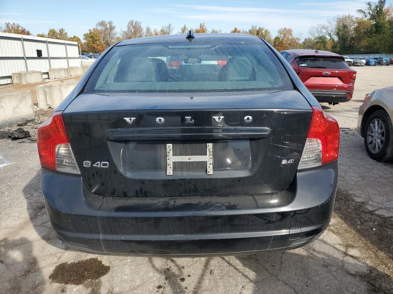 2010 VOLVO S40