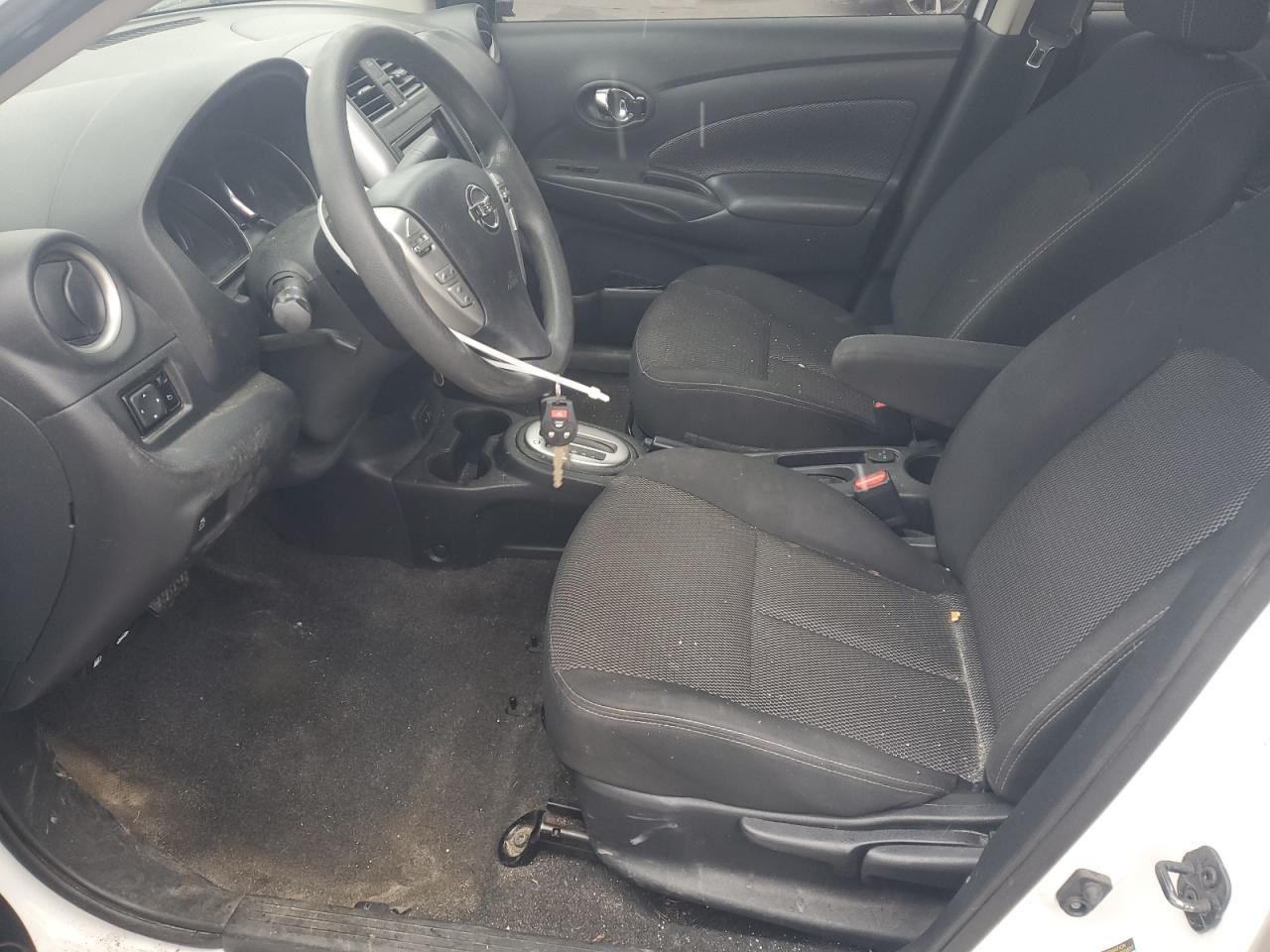 2017 NISSAN VERSA
