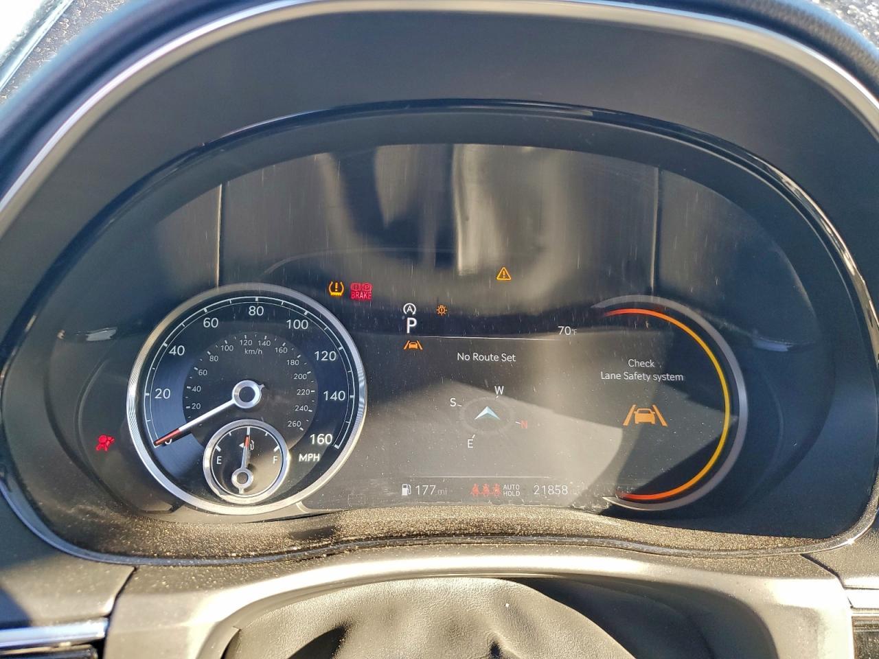 2025 GENESIS GV70
