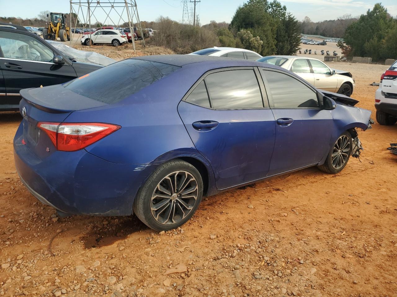 2015 TOYOTA COROLLA
