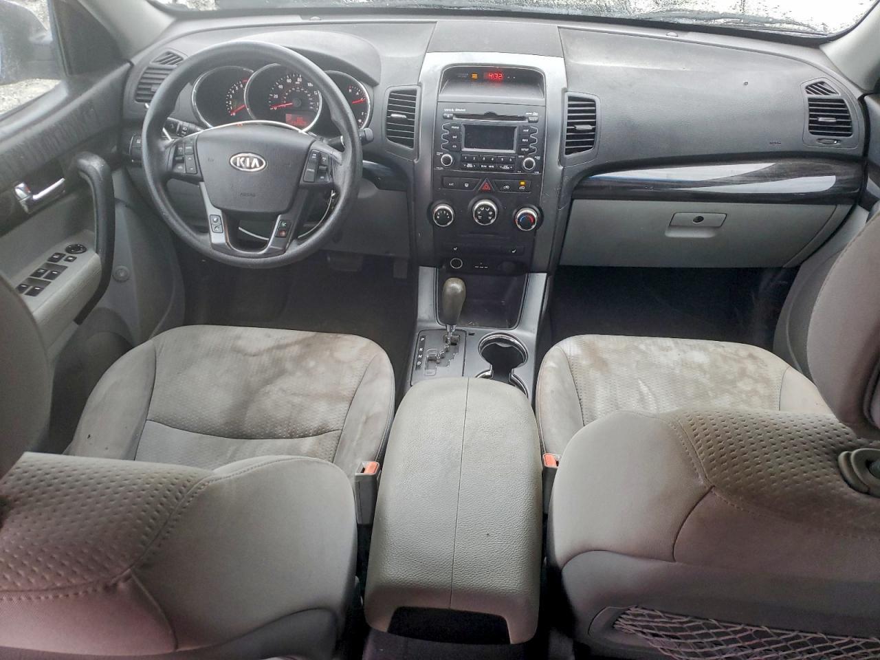 2011 KIA SORENTO