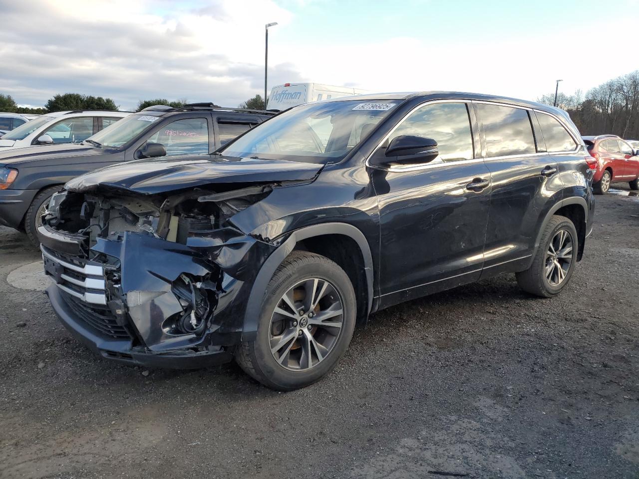 2018 TOYOTA HIGHLANDER