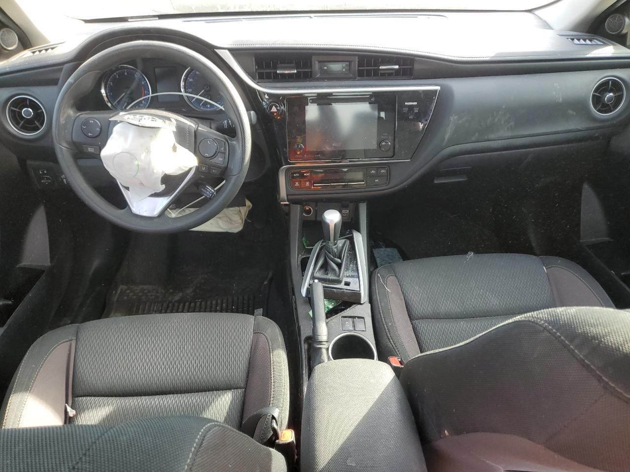 2017 TOYOTA COROLLA