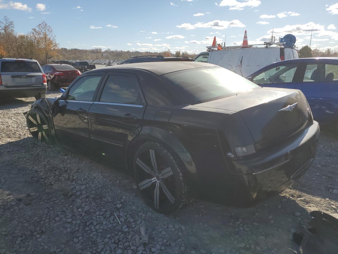 2005 CHRYSLER 300