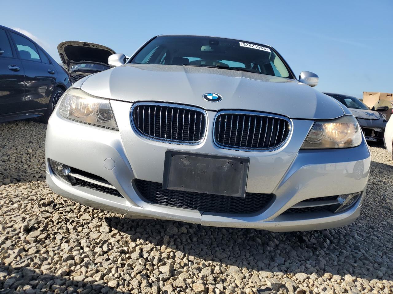 2011 BMW 3 SERIES