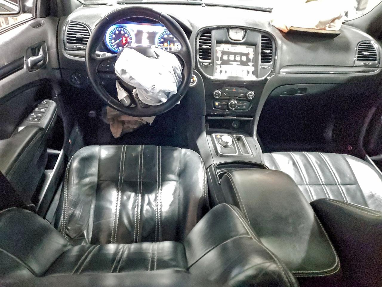 2018 CHRYSLER 300