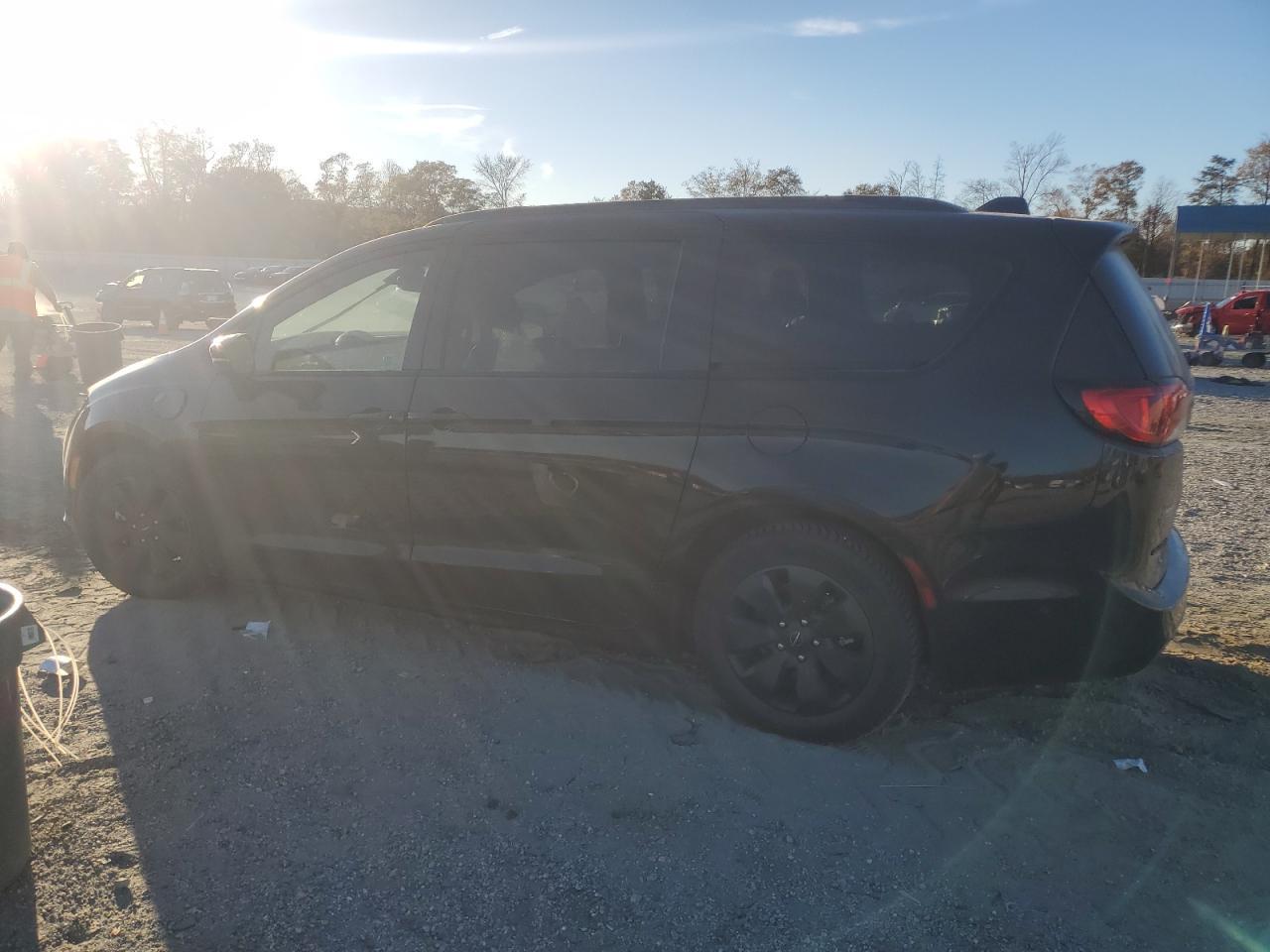 2020 CHRYSLER Pacifica