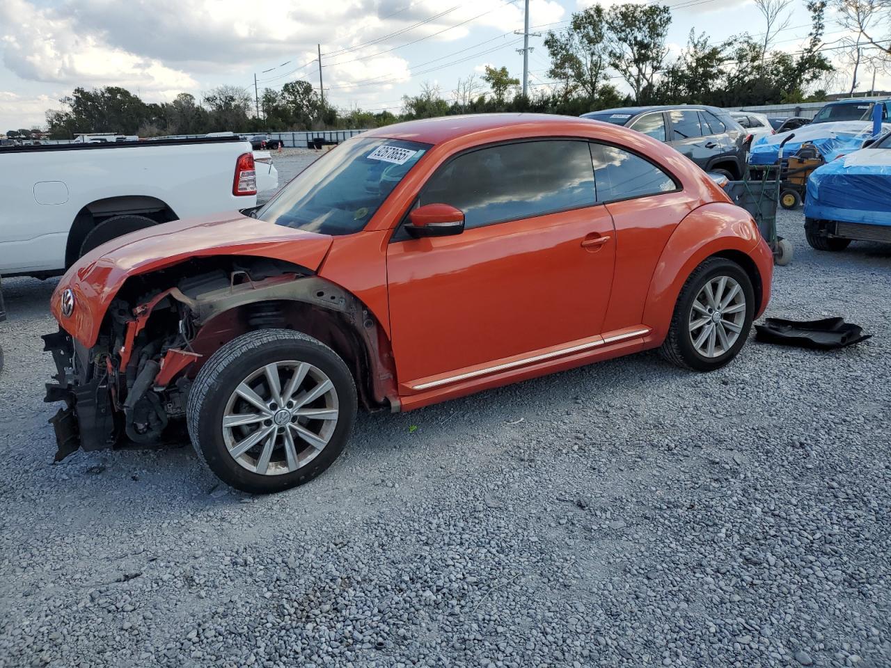 2018 VOLKSWAGEN Beetle