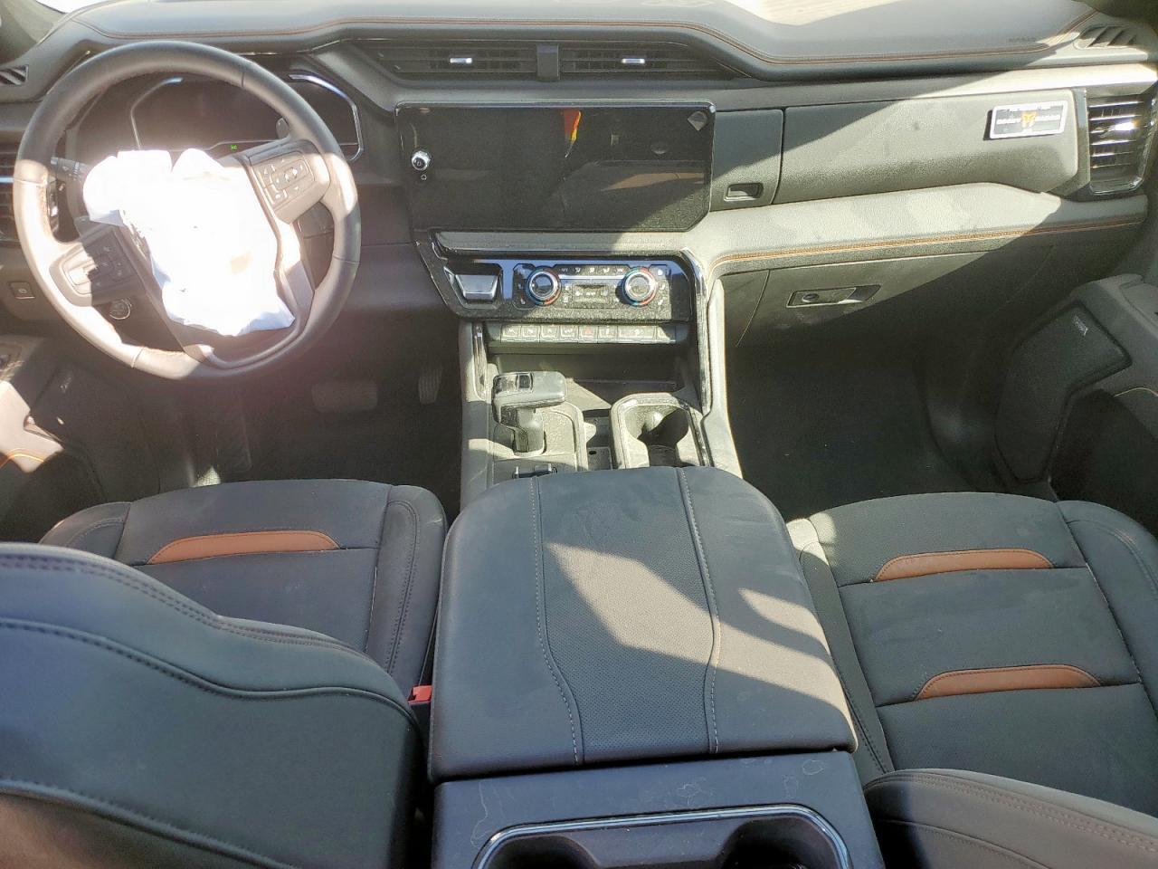 2025 GMC Sierra