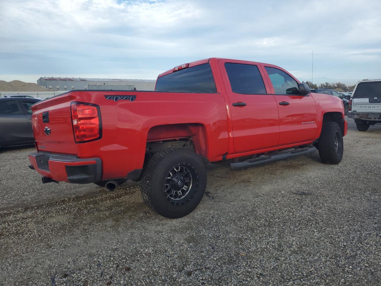 2018 CHEVROLET Silverado