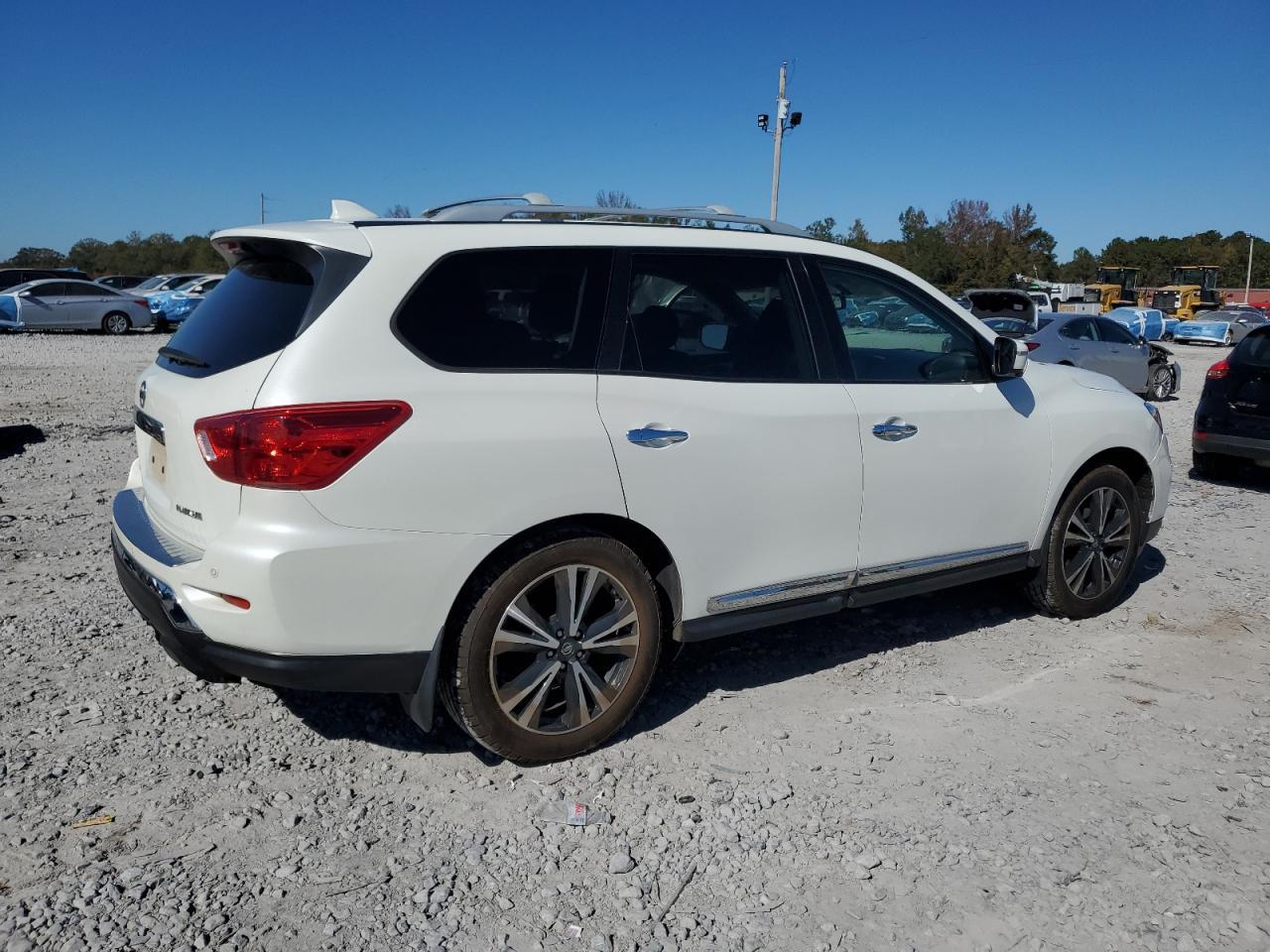 2020 NISSAN PATHFINDER