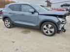 2022 VOLVO XC40