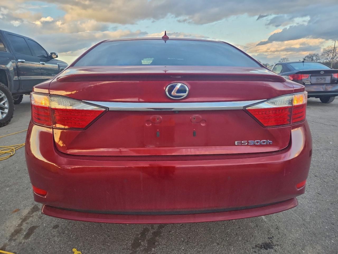 2014 LEXUS ES 300H