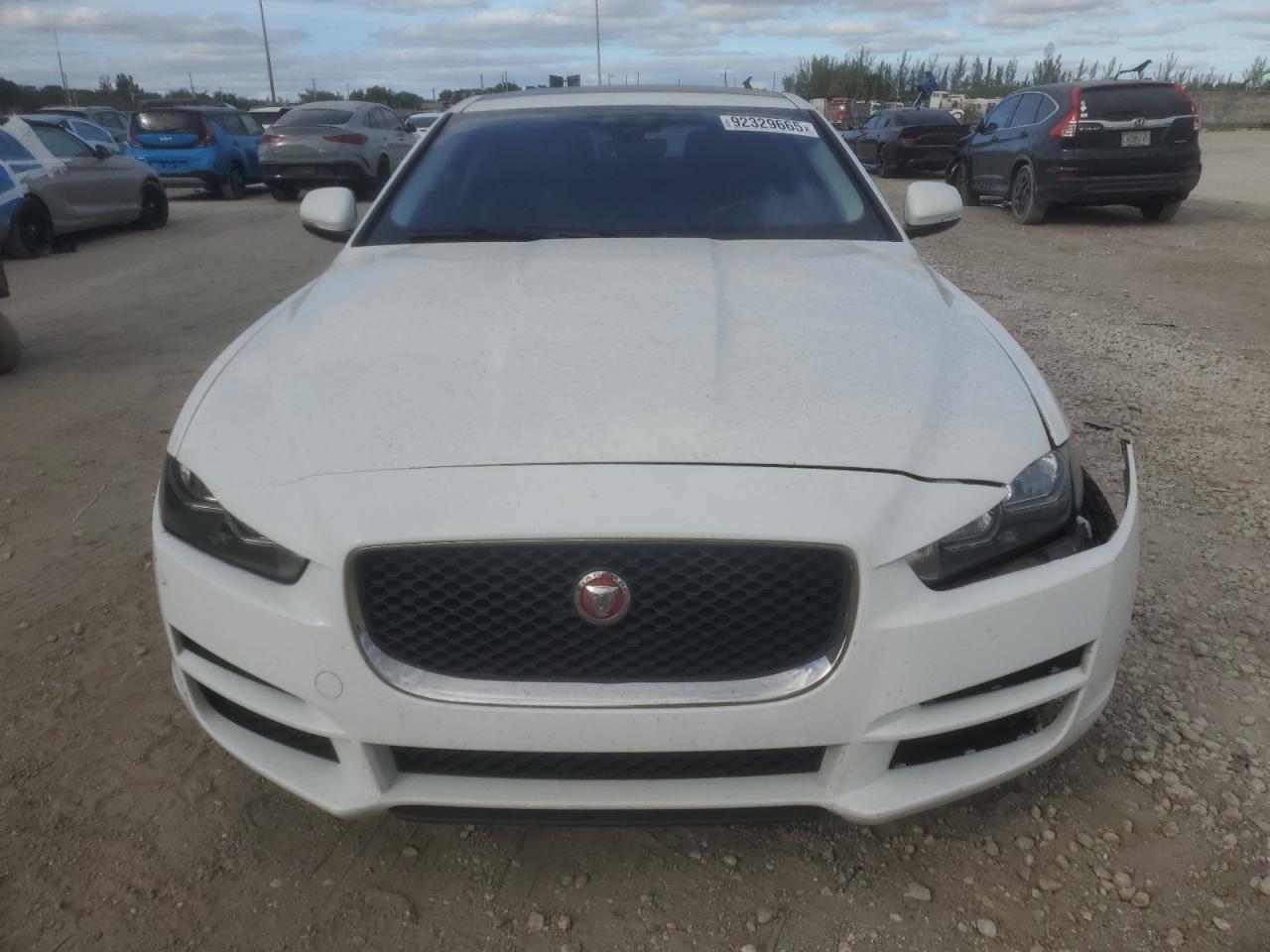 2019 JAGUAR XE