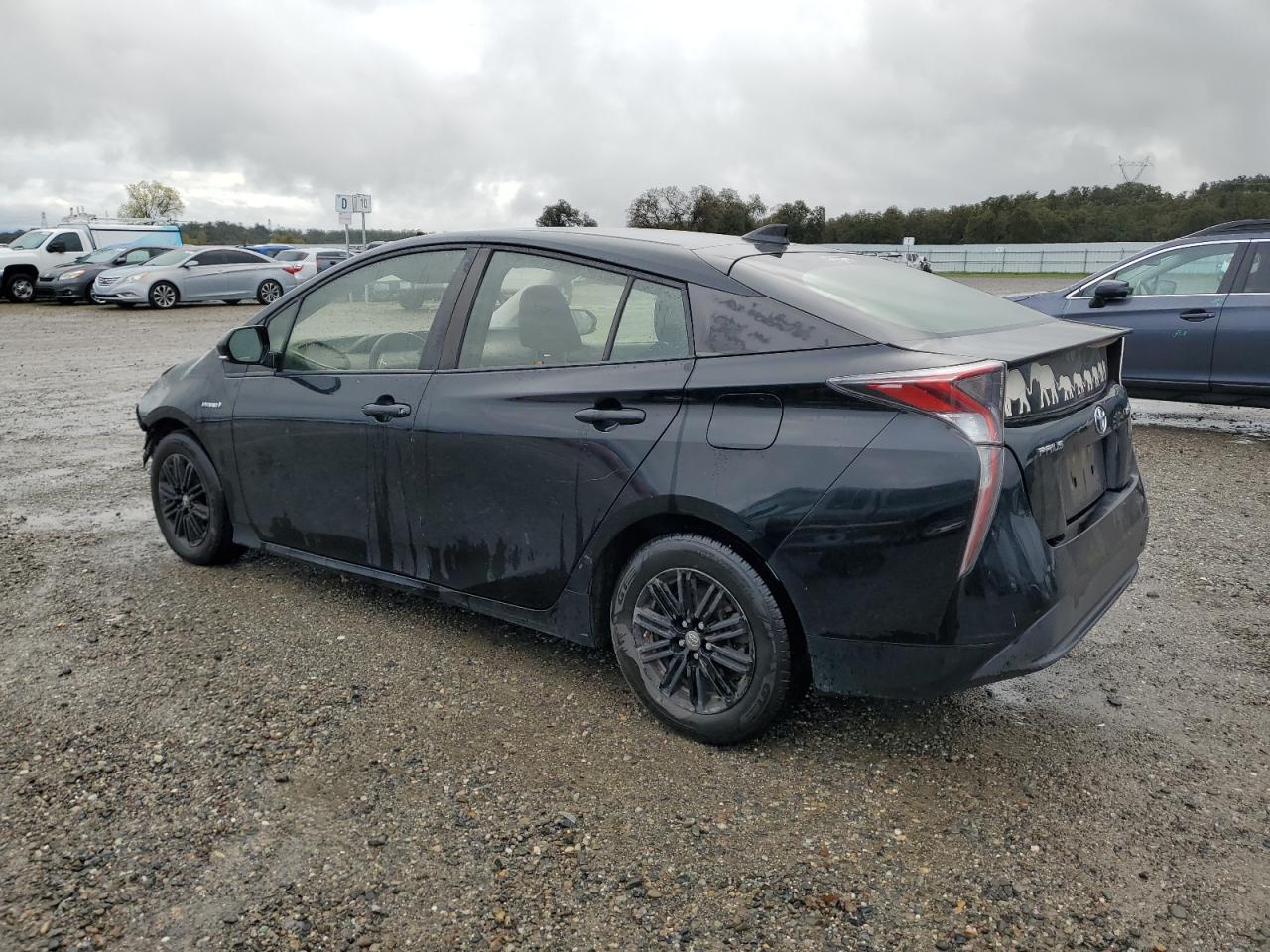 2016 TOYOTA PRIUS