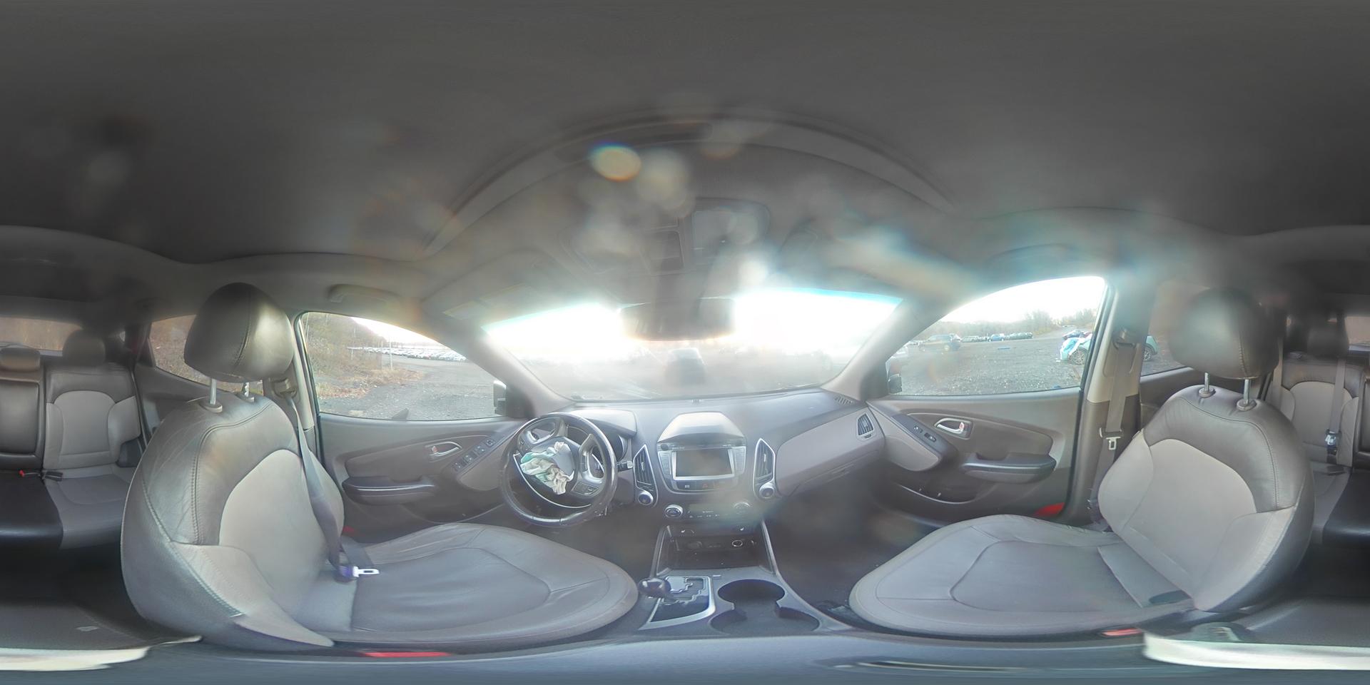 2012 HYUNDAI TUCSON