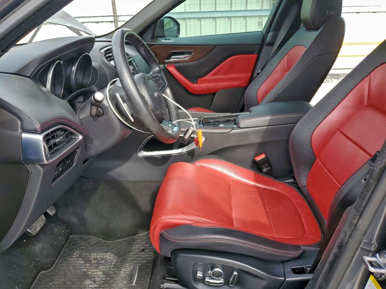2018 JAGUAR F-Pace