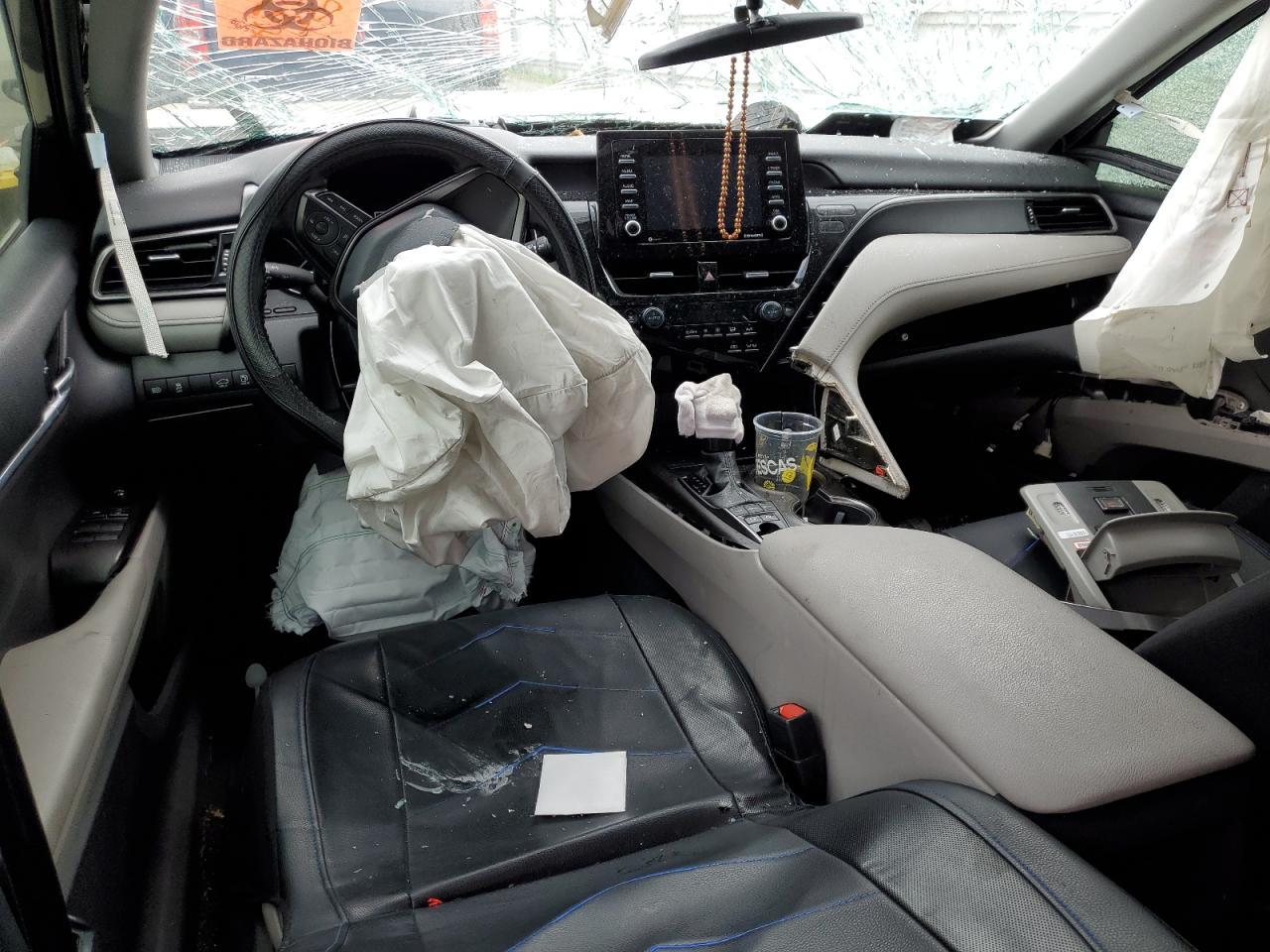 2022 TOYOTA CAMRY