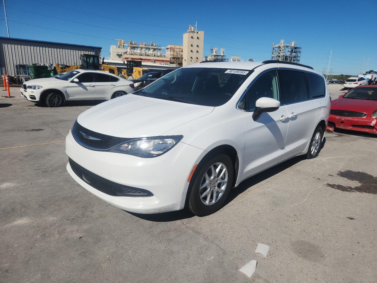 2021 CHRYSLER Voyager