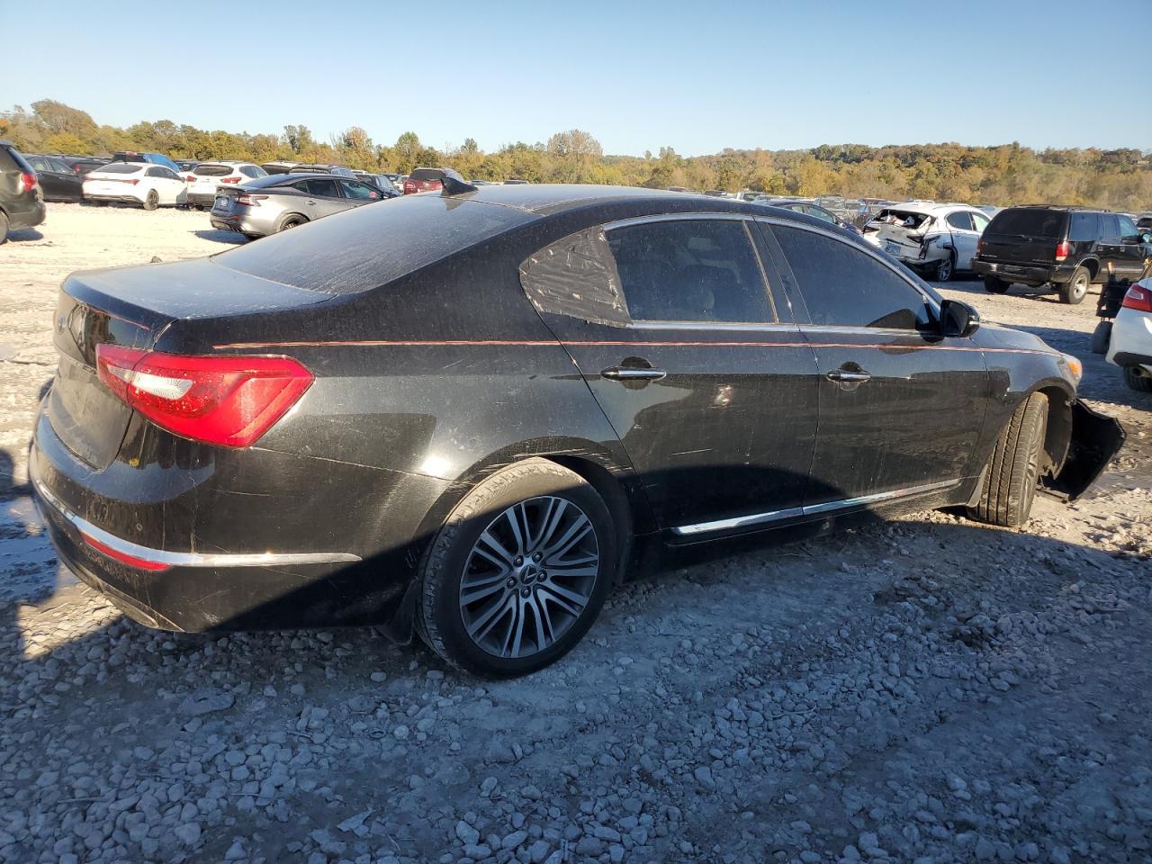 2015 KIA Cadenza