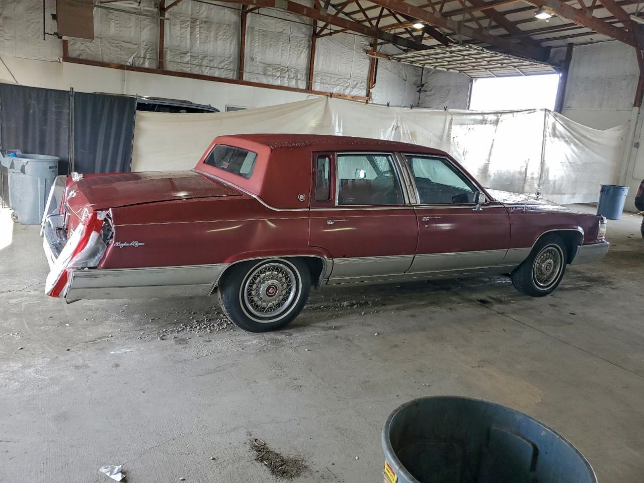 1990 CADILLAC Brougham