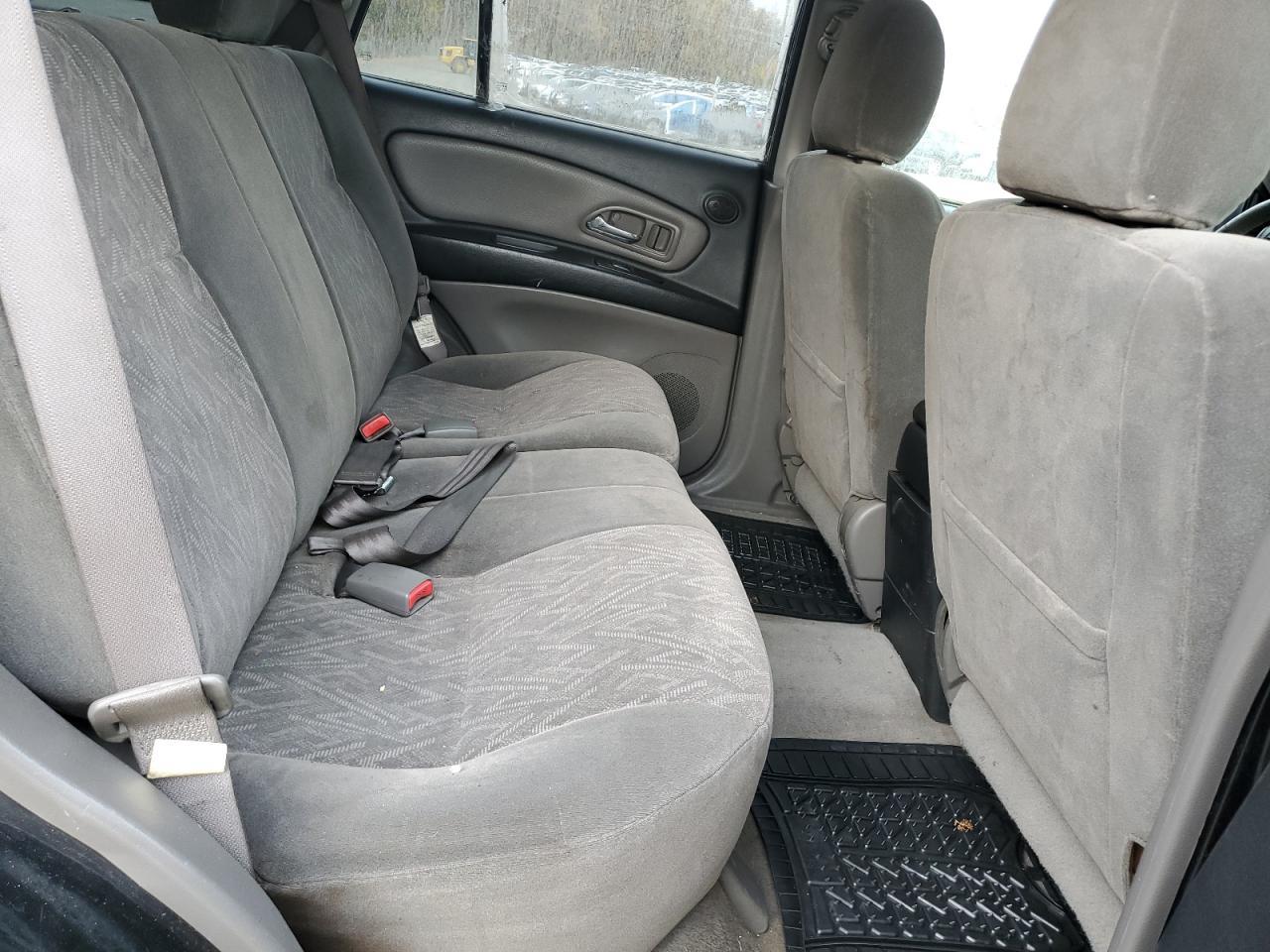 2003 ISUZU Axiom