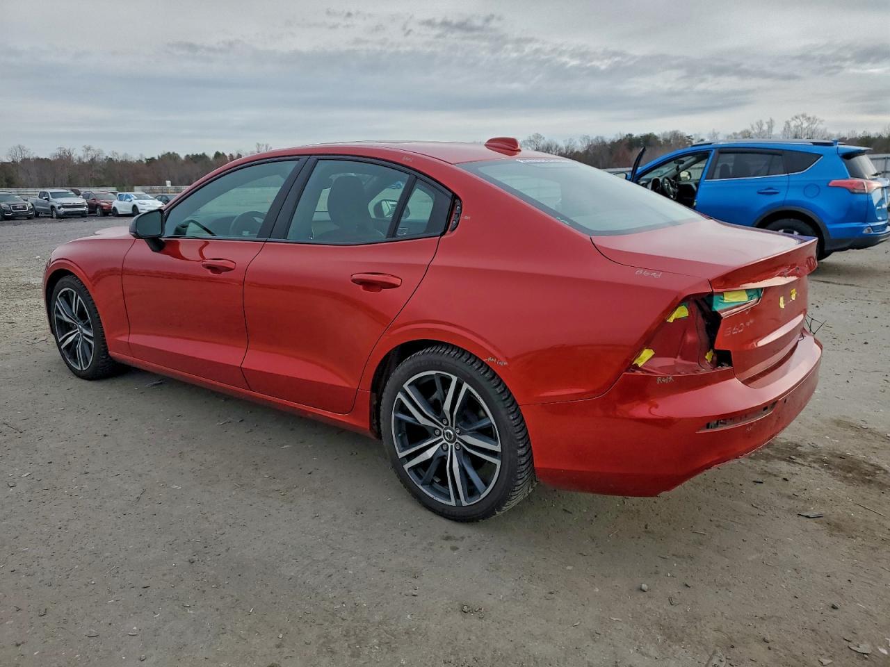 2019 VOLVO S60